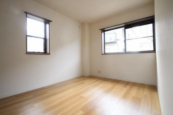 ガーデンハイツ福島D棟