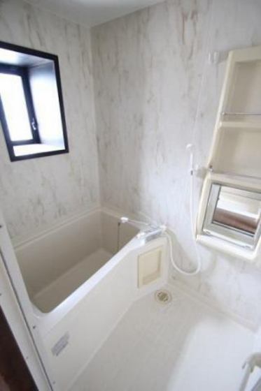 ガーデンハイツ福島D棟