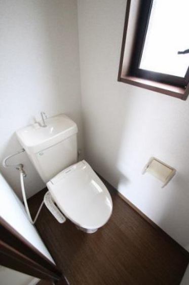 ガーデンハイツ福島D棟