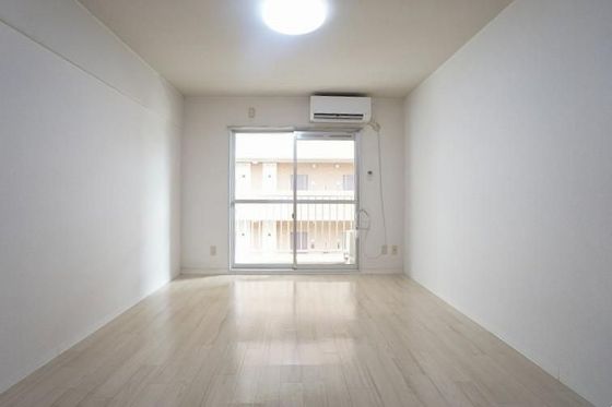 メモリアルハイツ