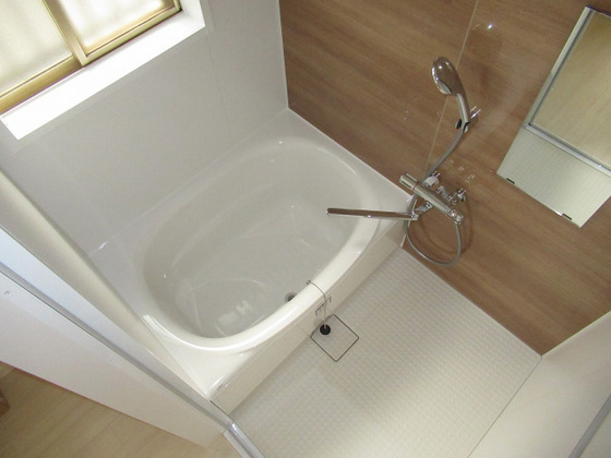 戸坂大上4丁目貸家