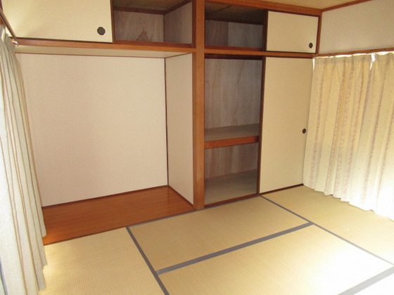 戸坂大上4丁目貸家