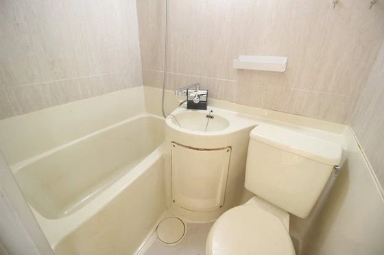 スカラトーレ大元駅前