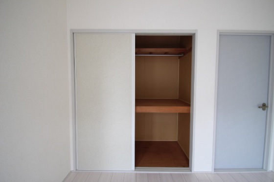 フローラル東岡山B