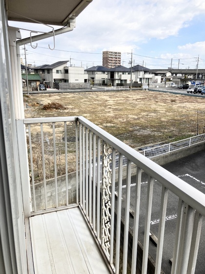 プレジール三宅 A棟