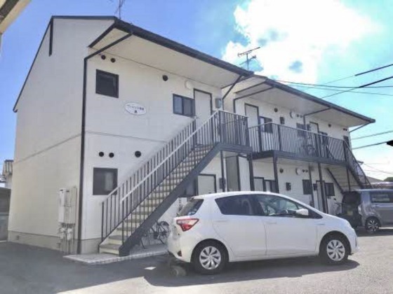 ヴィレッジ高島 A棟