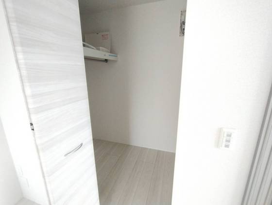 ゼフィール飯田