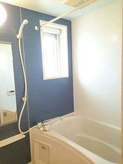 ブリーゼ イズミ B棟