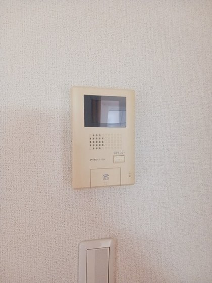 ブリーゼ イズミ B棟