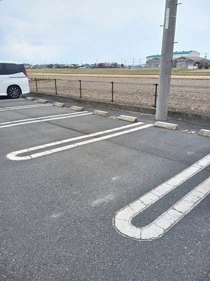 ブリーゼ イズミ B棟