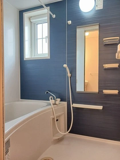 ブリーゼ イズミ B棟