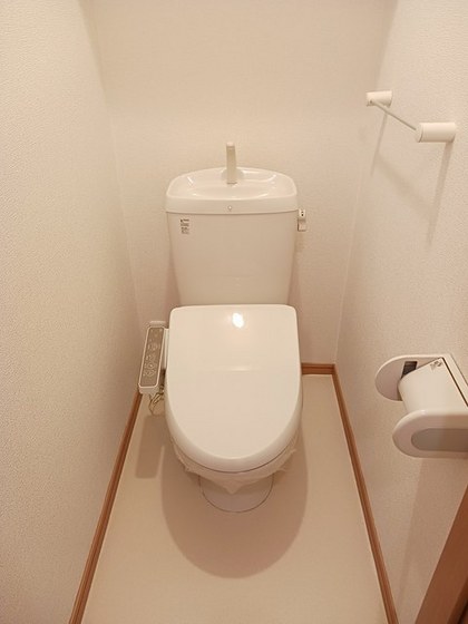 ブリーゼ イズミ B棟