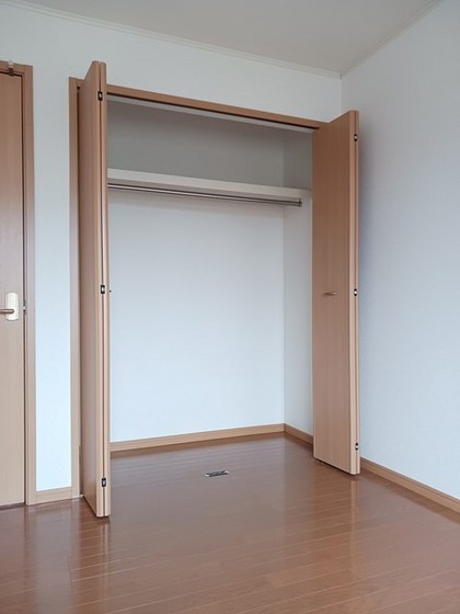 ブリーゼ イズミ B棟