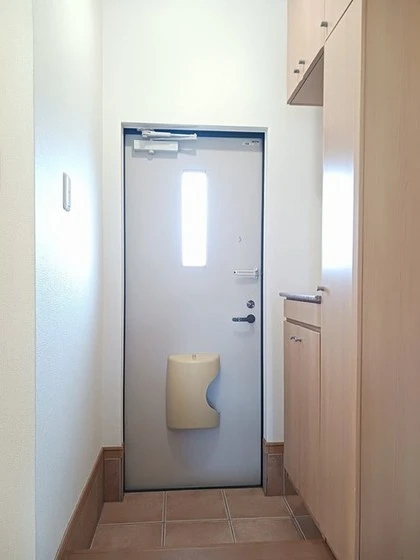 ブリーゼ イズミ B棟