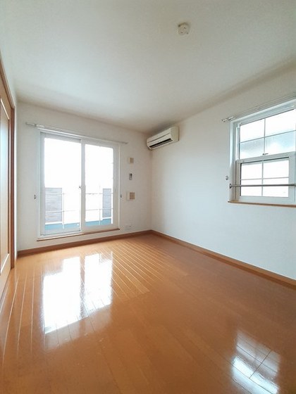 ブリーゼ イズミ B棟