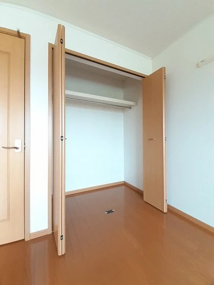 ブリーゼ イズミ B棟