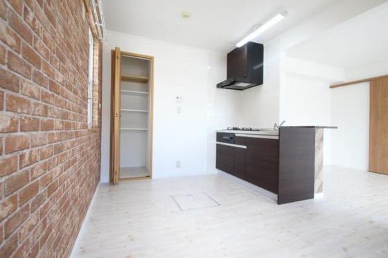 クレストール福泊C棟