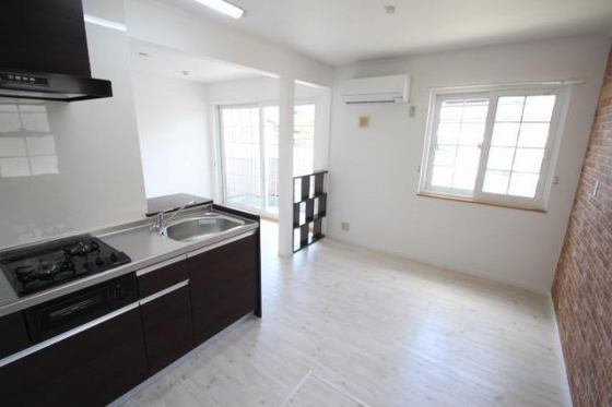 クレストール福泊C棟