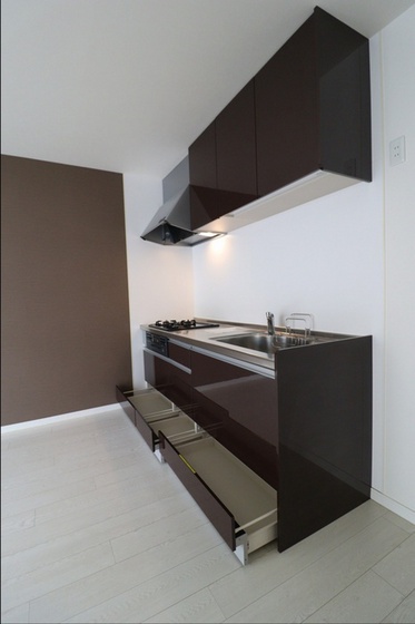 メゾネット八幡 A棟