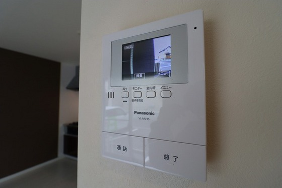 メゾネット八幡 A棟