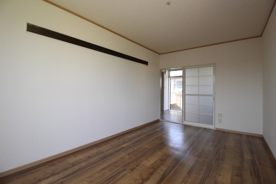 サンシャイン雄町 B棟