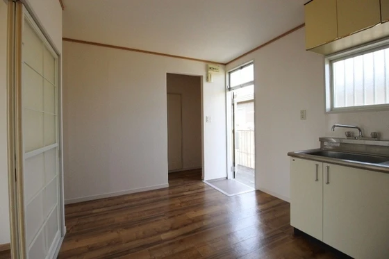 サンシャイン雄町 B棟