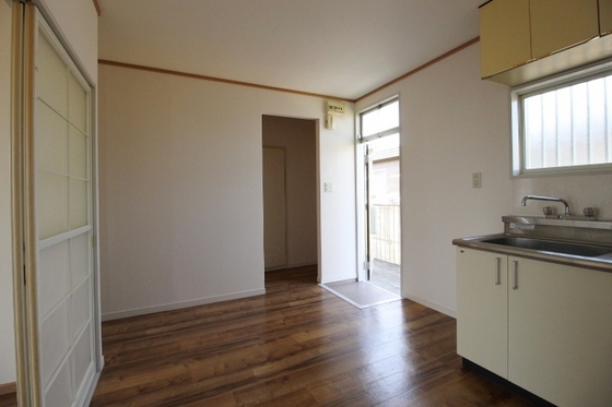 サンシャイン雄町 B棟