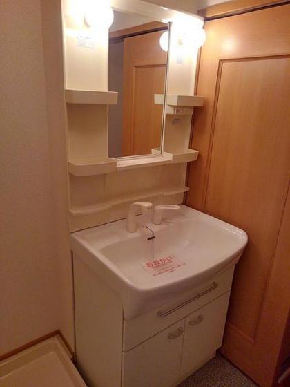 シャルム・アベニール 壱番館