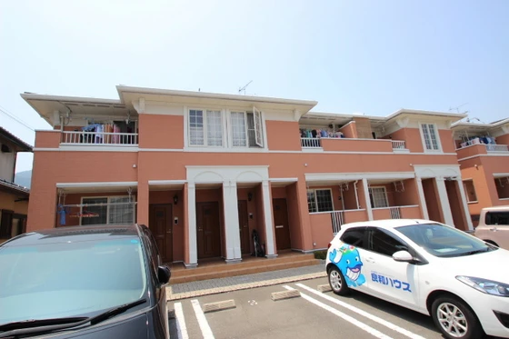 シャルム・アベニール 壱番館