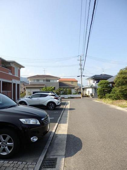 シャルム・アベニール 壱番館