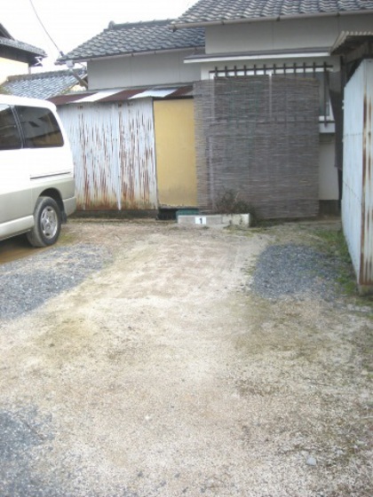 上林様2戸1 北の東側