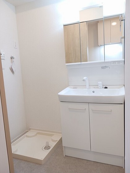 エスポワール鶴江 C