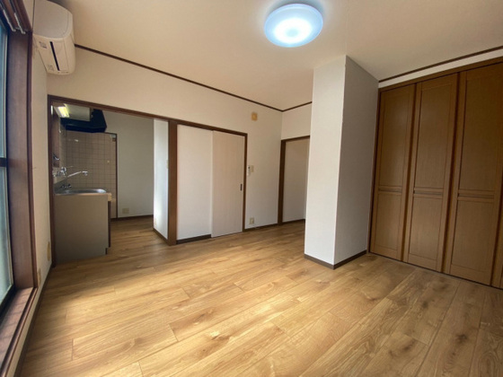 MATERIAL APARTMENT廿日市