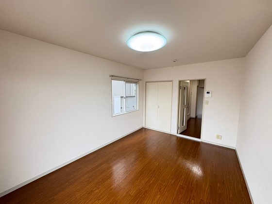 ウエストヒルズB