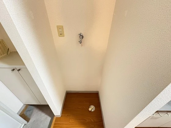 ウエストヒルズB