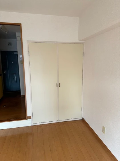 プレアール岡山医大東