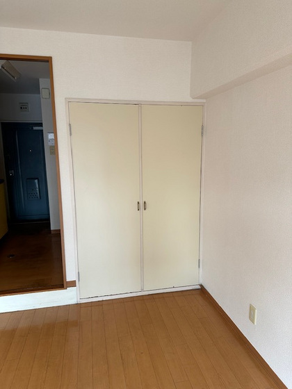 プレアール岡山医大東