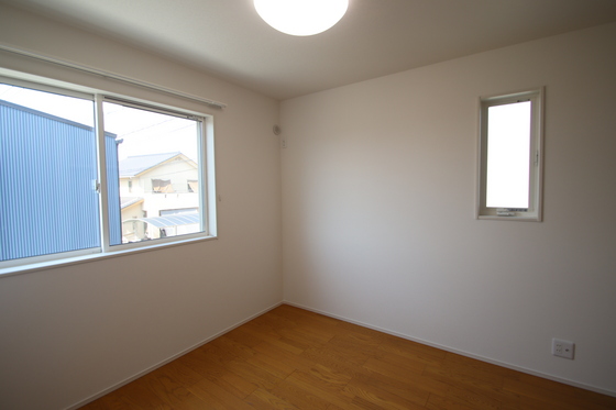 レジデンス小山 2号棟