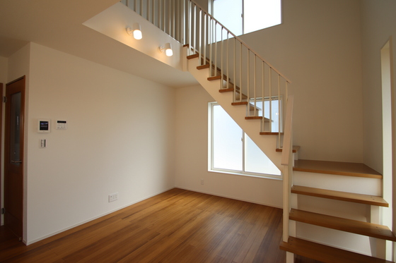 レジデンス小山 2号棟