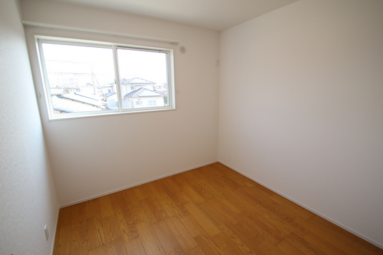 レジデンス小山 4号棟