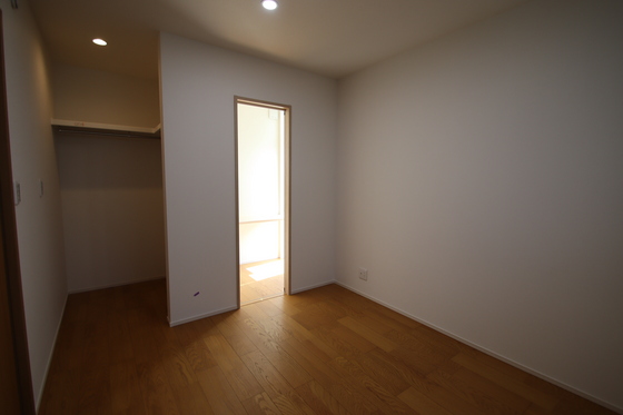 レジデンス小山 4号棟