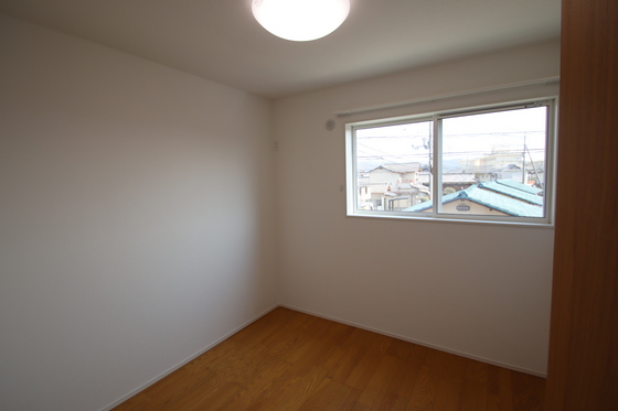 レジデンス小山 4号棟