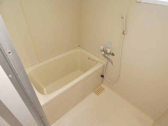 アブニールつしま B棟