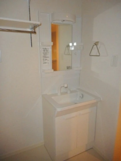 シャーメゾン津島新野