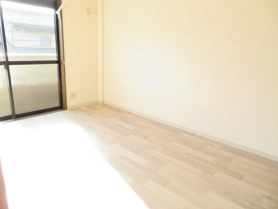 ニューエクセル三宅 E