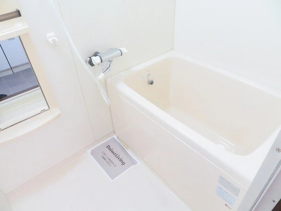 ニューエクセル三宅 E