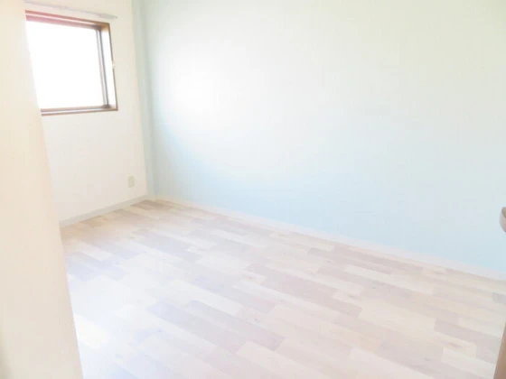 ニューエクセル三宅 E