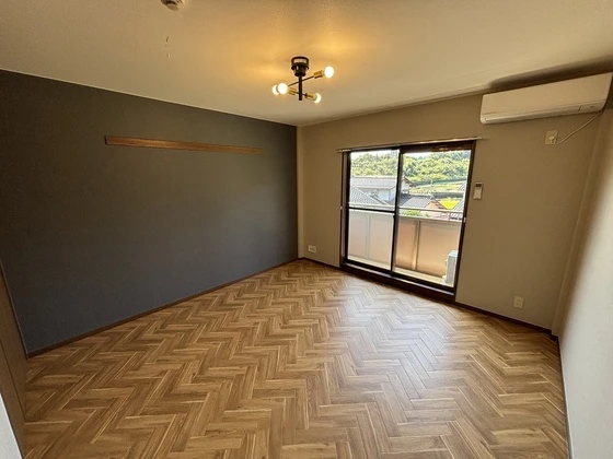 ピア サテライト