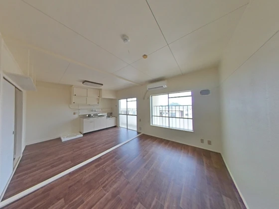 ヴィラナリー廿日市 82号棟