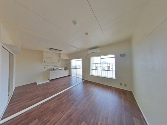 ヴィラナリー廿日市 82号棟